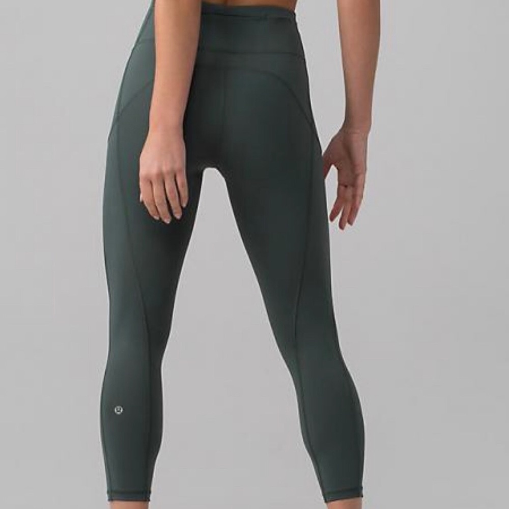 Lululemon forest green crop leggings